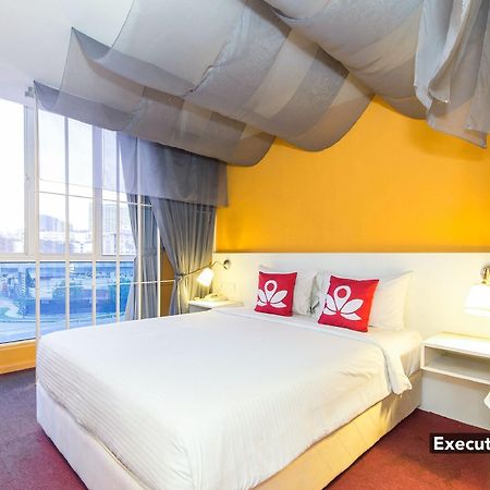 Zen Rooms Sakura Boutique Hotel Куала-Лумпур Экстерьер фото