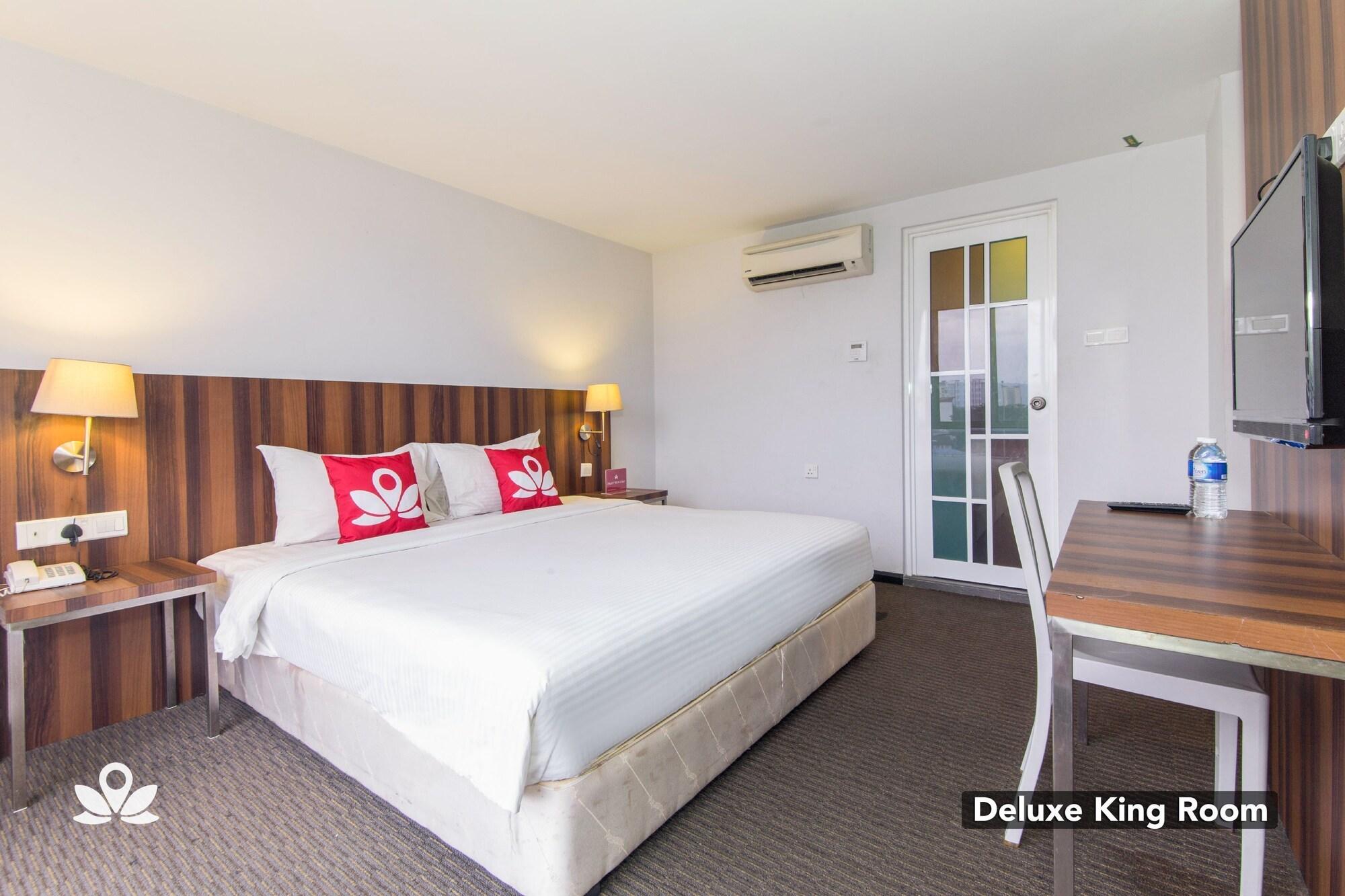 Zen Rooms Sakura Boutique Hotel Куала-Лумпур Экстерьер фото