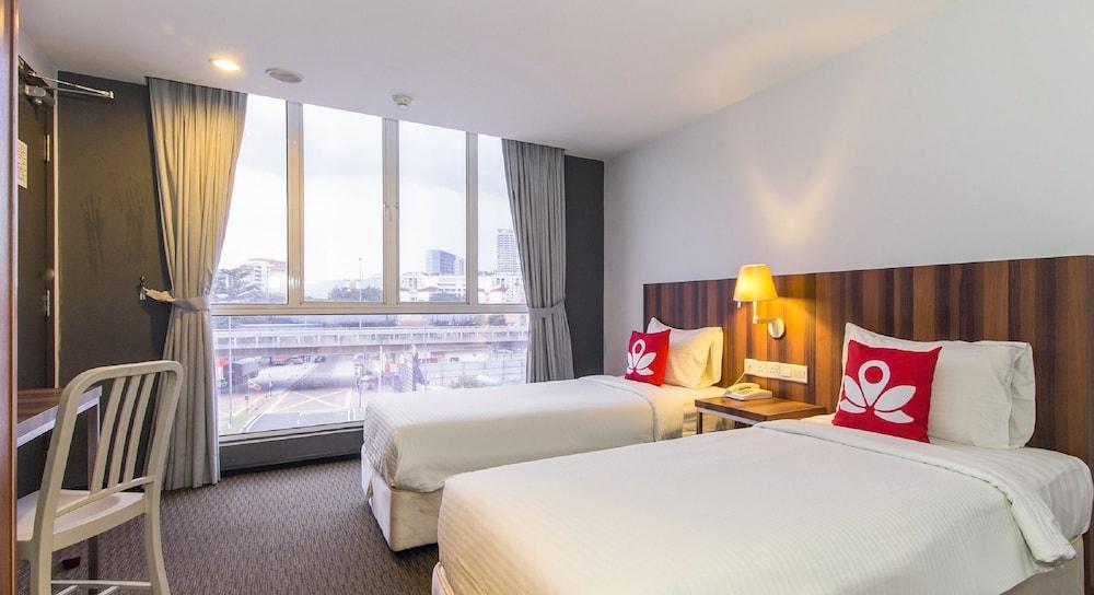 Zen Rooms Sakura Boutique Hotel Куала-Лумпур Экстерьер фото